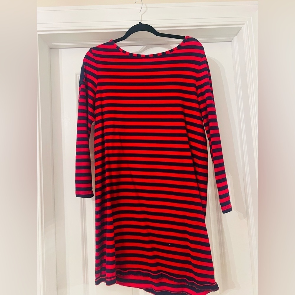 Vineyard vines red and navy stripe knit dress size medium